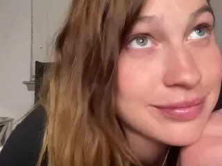 Savanna's Live Sex Cam Show