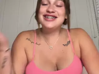 Savanna's Live Sex Cam Show
