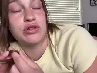 Savanna's Live Sex Cam Show
