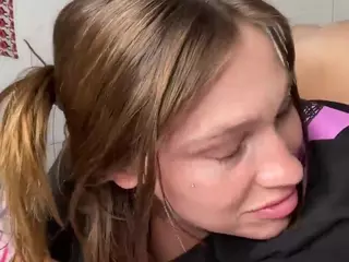 Savanna's Live Sex Cam Show