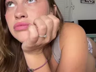 Savanna's Live Sex Cam Show