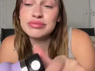 Savanna's Live Sex Cam Show