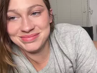 Savanna's Live Sex Cam Show