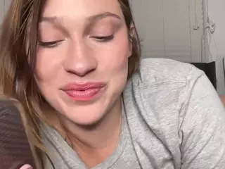 Savanna's Live Sex Cam Show
