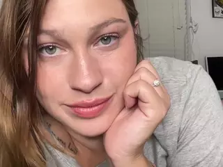Savanna's Live Sex Cam Show