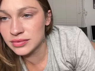 Savanna's Live Sex Cam Show