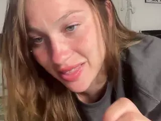 Savanna's Live Sex Cam Show
