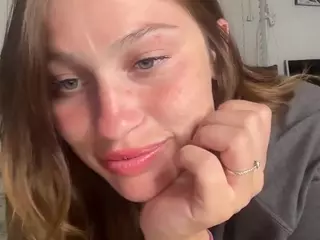 Savanna's Live Sex Cam Show