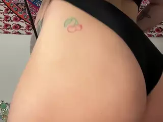 Savanna's Live Sex Cam Show