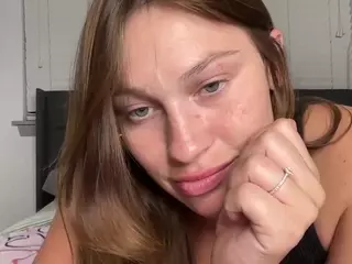 Savanna's Live Sex Cam Show