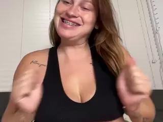 Savanna's Live Sex Cam Show