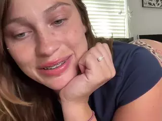 Savanna's Live Sex Cam Show