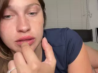 Savanna's Live Sex Cam Show