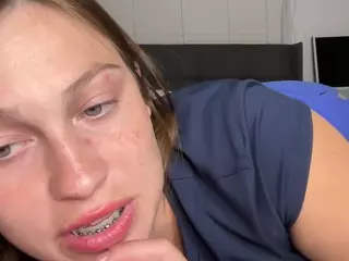 Savanna's Live Sex Cam Show