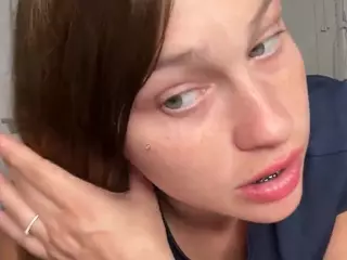 Savanna's Live Sex Cam Show