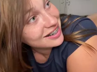 Savanna's Live Sex Cam Show