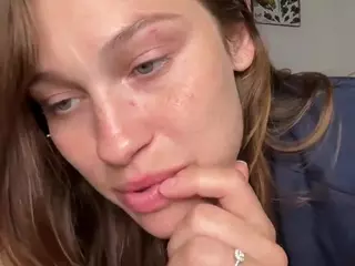 Savanna's Live Sex Cam Show