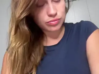 Savanna's Live Sex Cam Show