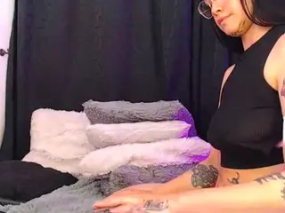 Sweet_Isa's Live Sex Cam Show