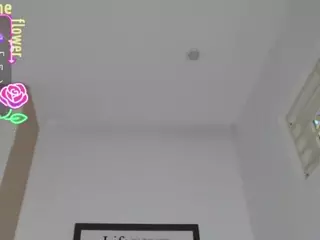 MaryHillx's Live Sex Cam Show