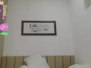 MaryHillx's Live Sex Cam Show