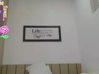 MaryHillx's Live Sex Cam Show