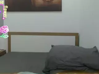MaryHillx's Live Sex Cam Show