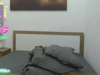 MaryHillx's Live Sex Cam Show
