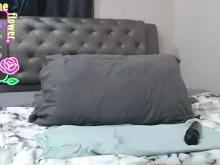 MaryHillx's Live Sex Cam Show