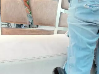 Aliicee-Green's Live Sex Cam Show