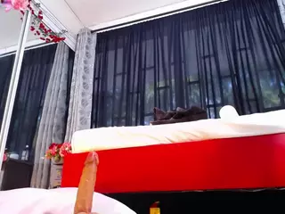 BLACK-ROSSE1's Live Sex Cam Show