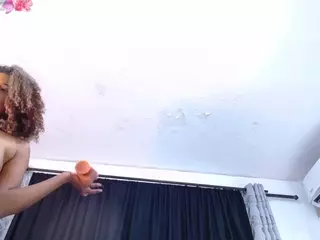 BLACK-ROSSE1's Live Sex Cam Show