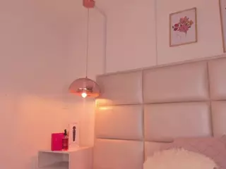 Aily Yozuko's Live Sex Cam Show