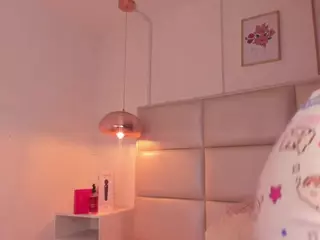 Aily Yozuko's Live Sex Cam Show