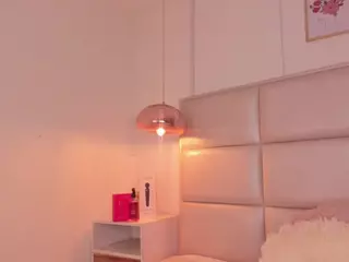 Aily Yozuko's Live Sex Cam Show