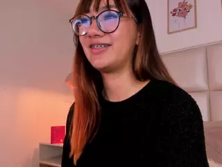 Aily Yozuko's Live Sex Cam Show