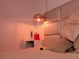 Aily Yozuko's Live Sex Cam Show