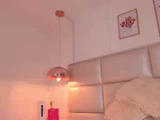 Aily Yozuko's Live Sex Cam Show