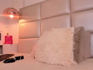 Aily Yozuko's Live Sex Cam Show
