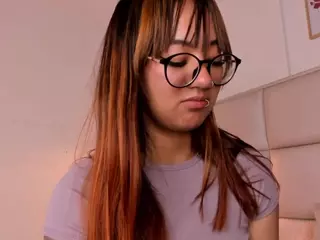 Aily Yozuko's Live Sex Cam Show