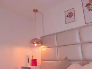 Aily Yozuko's Live Sex Cam Show