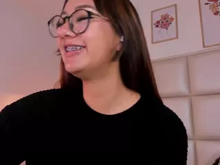Aily Yozuko's Live Sex Cam Show