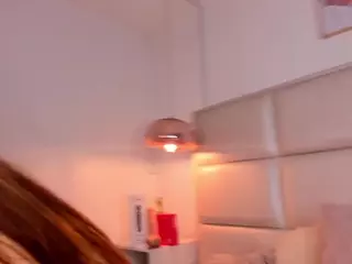 Aily Yozuko's Live Sex Cam Show
