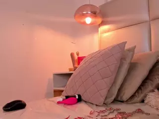 Aily Yozuko's Live Sex Cam Show