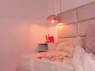 Aily Yozuko's Live Sex Cam Show