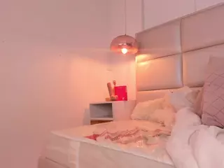 Aily Yozuko's Live Sex Cam Show