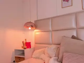 Aily Yozuko's Live Sex Cam Show