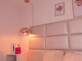 Aily Yozuko's Live Sex Cam Show