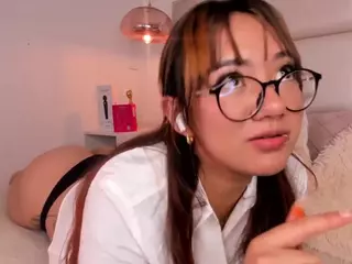Aily Yozuko's Live Sex Cam Show