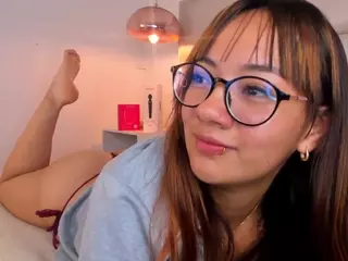 Aily Yozuko's Live Sex Cam Show